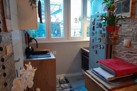 Istra,Pula,jednosoban stan,drugi red do mora