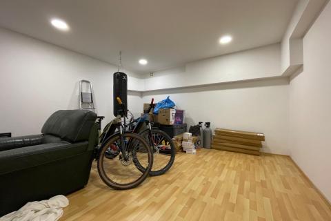 Krk,izuzetna samostojeća kuća s pogledom na more i bazenom