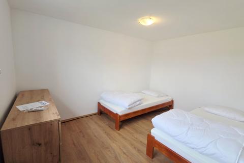 Kuća, Karlovac okolica | Moderna kuća za radnike 200m2, dvori&scaron;te 5200m2