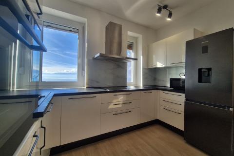 Rijeka, Belveder- stan s balkonom i pogledom na more