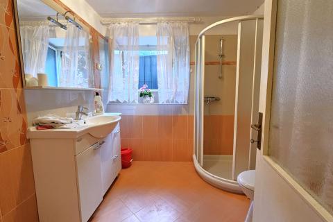 Istra, Umag okolica- dvoetažni stan s pogledom na more