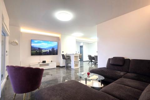 Istrien, Umag &ndash; Neubauwohnung mit 3 Schlafzimmern