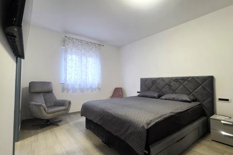 Istrien, Umag &ndash; Neubauwohnung mit 3 Schlafzimmern