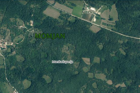 Земельный участок нестроительного назначения Momjan, Buje, 9.442m2