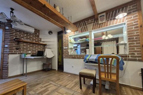 Novi Vinodolski, poslovni prostor 36m2 centar