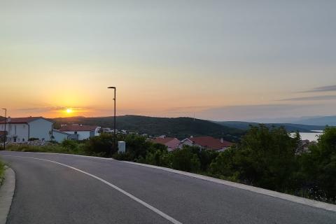 OTOK KRK-VRBNIK građevinski teren -EKSKLUZIVNO SAMO KOD NAS