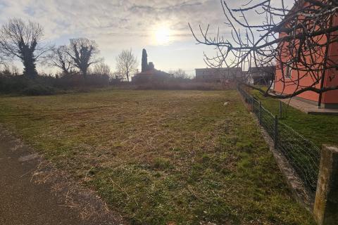 Stavbno zemlji&scaron;če Križine, Umag, 464m2