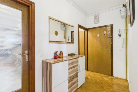 Condo/Apartment Sesvetski Kraljevec, Sesvete, 92,41m2