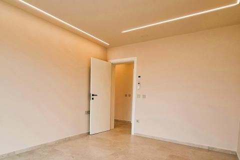 Poreč, okolica, Moderna samostojeća kuća s bazenom