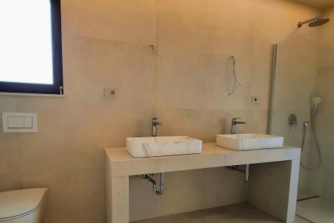 Poreč, okolica, Moderna samostojeća kuća s bazenom