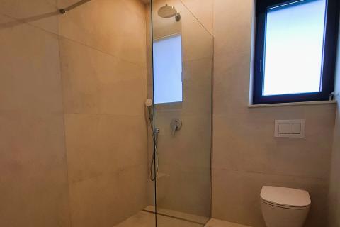 Poreč, okolica, Moderna samostojeća kuća s bazenom