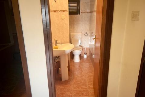 Vi&scaron;kovo, Marčelji 165 m2 komforan stan 