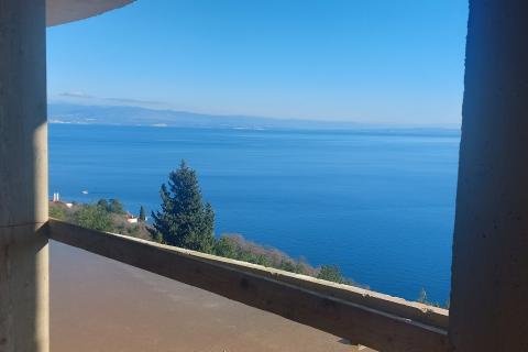 OPATIJA - MEDVEJA - Samostojeća kuća u izgradnji sa bazenom