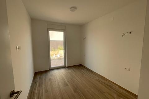 Otok Krk,Njivice,novogradnja,500 m od mora