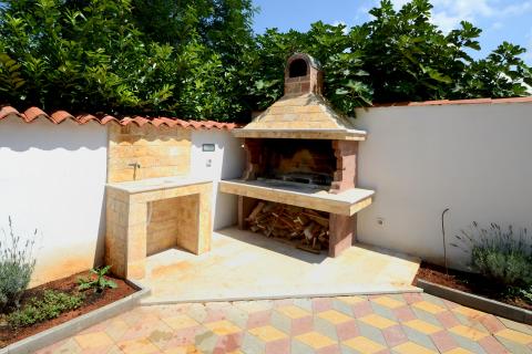 Istra, Vi&scaron;njan, okolica - Apartmanska kuća s bazenom