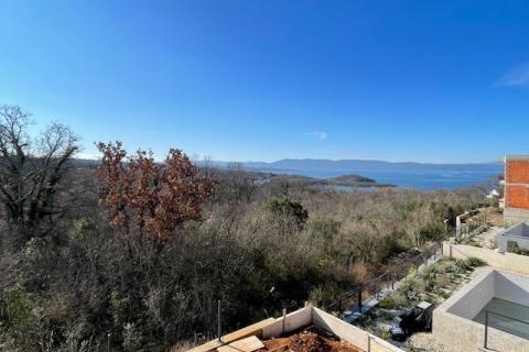 Krk,Njivice,panoramski pogled na more,okućnica 150 m2