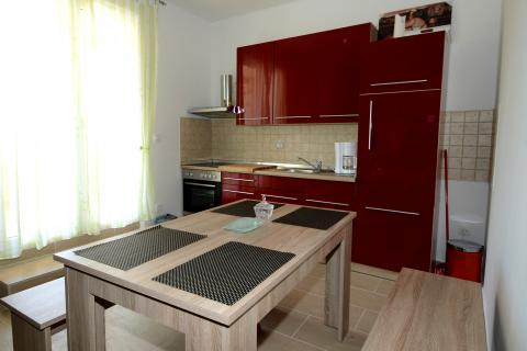 Istra, Vi&scaron;njan, okolica - Apartmanska kuća s bazenom
