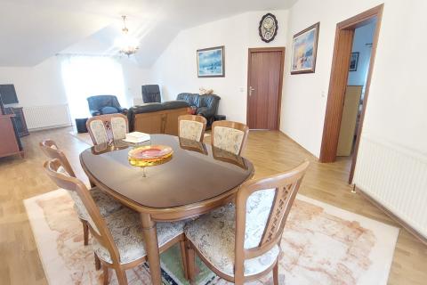 Flat/Appartement Centar, Zapre&scaron;ić, 100m2