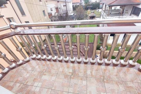 Flat/Appartement Centar, Zapre&scaron;ić, 100m2