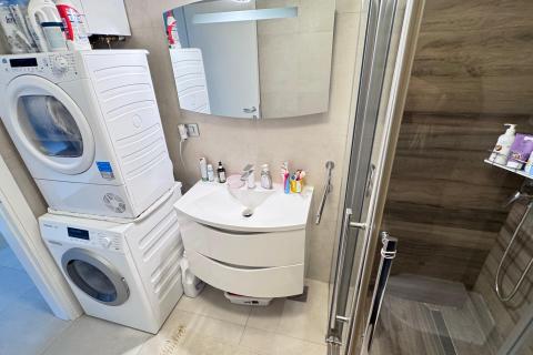 Rijeka, Kostrena, trosobni stan, parking, pogled