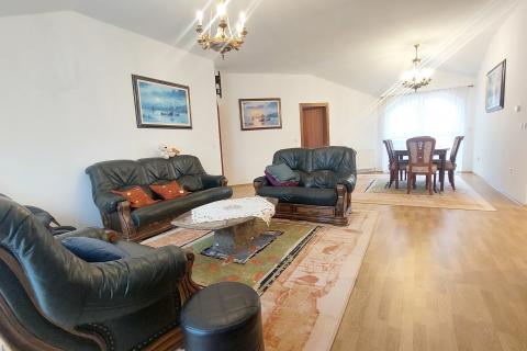 Flat/Appartement Centar, Zapre&scaron;ić, 100m2