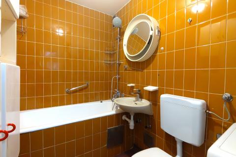 Zagreb, Jarun - trosoban stan za najam