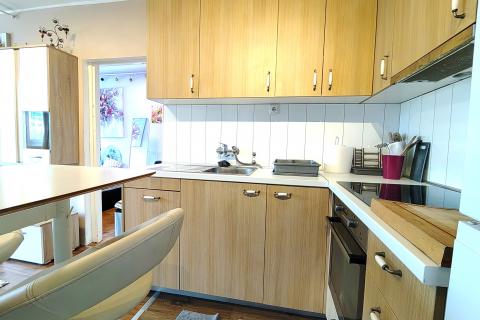 Zagreb, Jarun - trosoban stan za najam