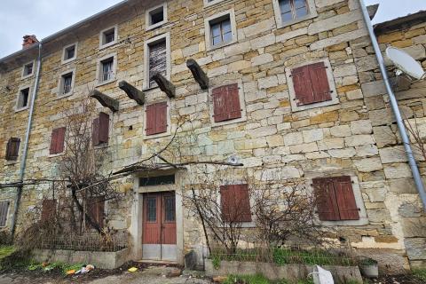 Istra, Buzet, autohtona rezidencija u srcu Istre - 360 m2