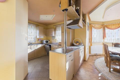 Zapre&scaron;ić-Jablanovec četverosoban stan s dva balkona - REZERVIRANO