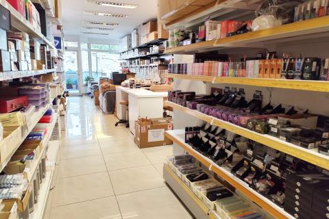 Rijeka, &Scaron;kurinje, poslovni prostor s dva parkirna mjesta