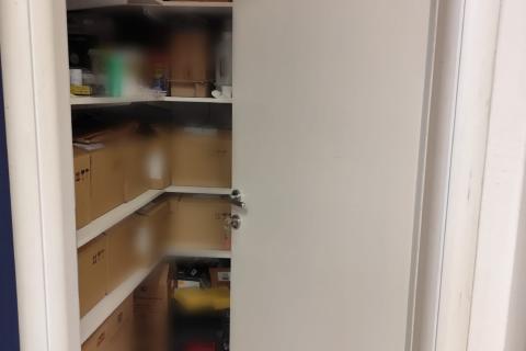 Rijeka, &Scaron;kurinje, poslovni prostor s dva parkirna mjesta