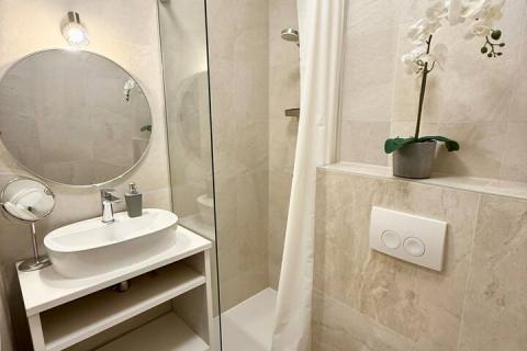 Flat/Appartement Njivice, Omi&scaron;alj, 17m2