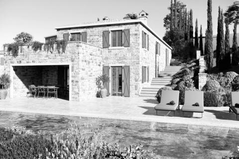 Istra, Buje - građevinsko zemlji&scaron;te, pogled na more, projekt za vilu s bazenom