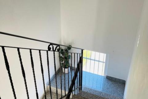 Istra,Loborika-kuća sa velikom okućnicom i garažom