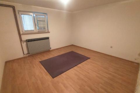 Huis Trnava, Donja Dubrava, 250m2