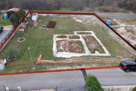 Istra Buje,Momjan-Građevinsko zemlji&scaron;te sa započetom gradnjom