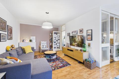 Sesvete, Luka - dvosoban stan s balkonom