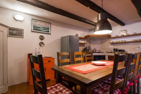 Matulji, Veli Brgud, obnovljena kamena kuća s bazenom i garažom