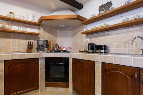 Matulji, Veli Brgud, obnovljena kamena kuća s bazenom i garažom