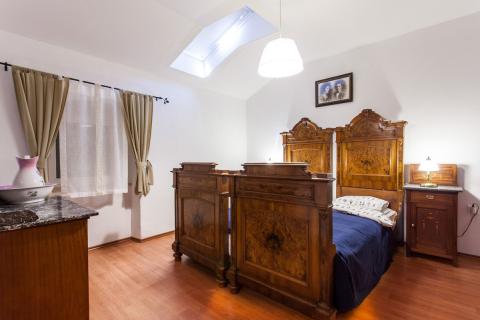 Matulji, Veli Brgud, obnovljena kamena kuća s bazenom i garažom