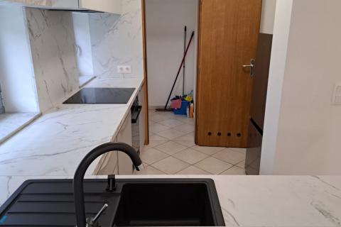 Zagreb, Dubrava - stan s 2 spavaće sobe, 2 parkirna mjesta, vrt