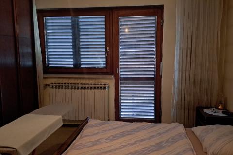 Zagreb, Dubrava - obiteljska kuća katnica 200 m2, okućnica, mirna ulica