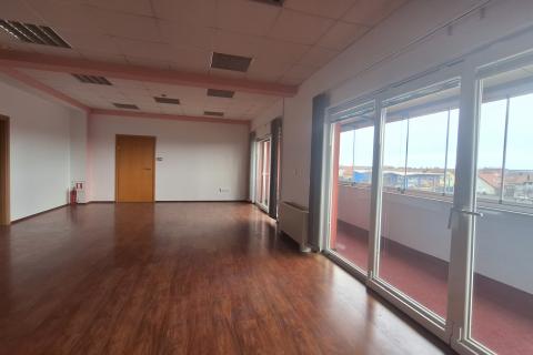 Zagreb,iznajmljuje se 145 m2 modernog poslovnog prostora u Lučkom