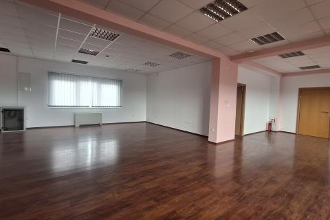 Zagreb,iznajmljuje se 145 m2 modernog poslovnog prostora u Lučkom