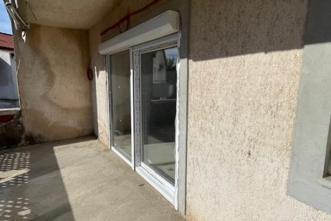 Krk-grad,etaža s pogledom,okućnica 245 m2