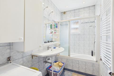 Rovinj - 4 apartmana, pogled na more, 500 m od plaže