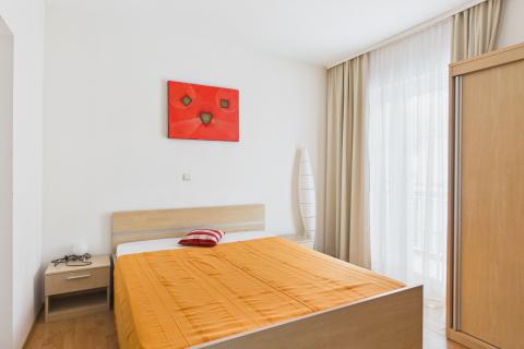 Rovinj - 4 apartmana, pogled na more, 500 m od plaže