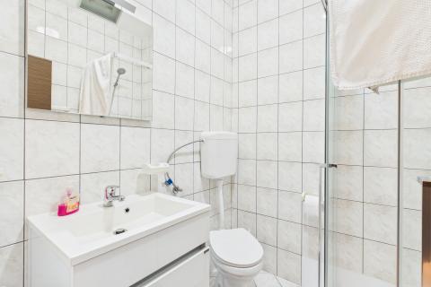 Rovinj, stan 86 m2, 2 spavaće sobe, parking, do centra