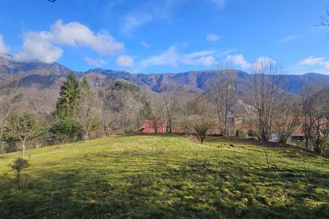 Teren na osami - Gorski kotar - 5000 m2