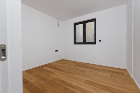 Opatija,Lovran- novogradnja s garažom, okućnicom, blizu mora